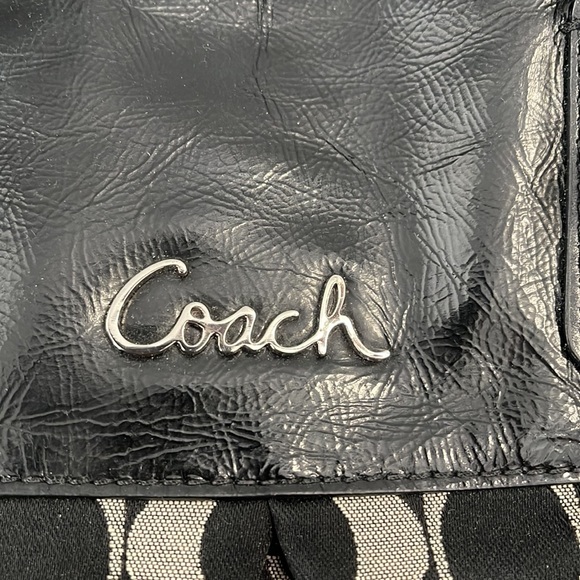Black patent leather coach - Picture 2 of 4